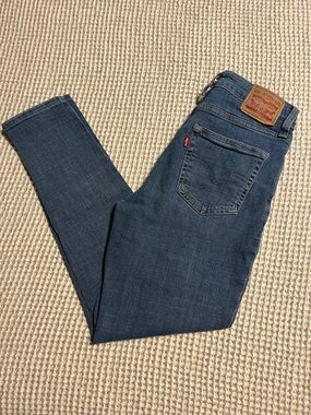 721 Women's Levi Jeans - high rise skinny